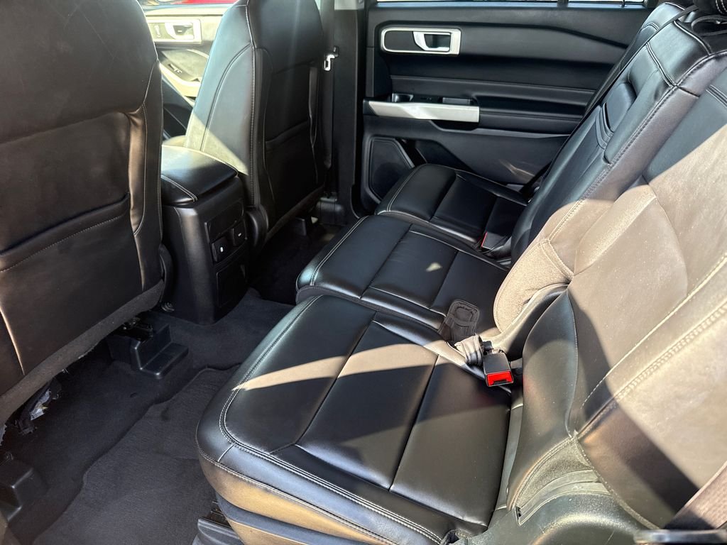Used 2023 Blue Ford XLT image 17