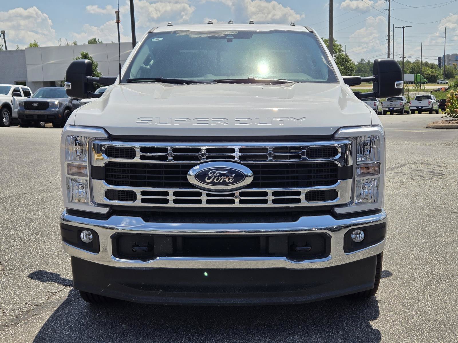 New 2026 Oxford White FORD F-350® XL image 3