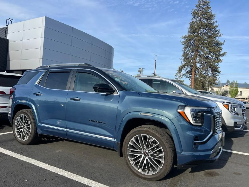 2026 GMC Terrain Denali AWD's photo
