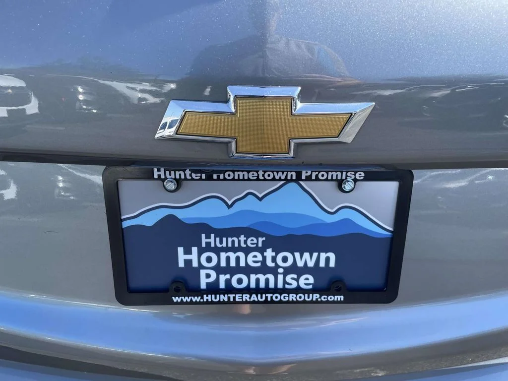Used 2023 Sterling Gray Metallic Chevrolet LT image 12