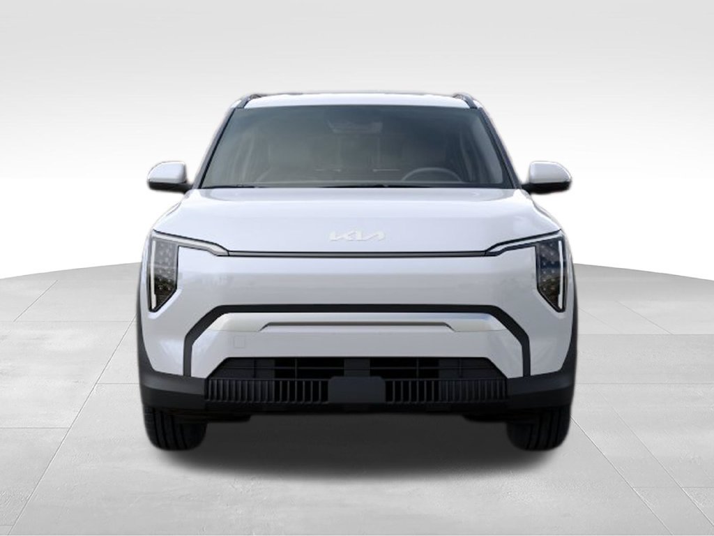 New 2027 White Kia  image 2