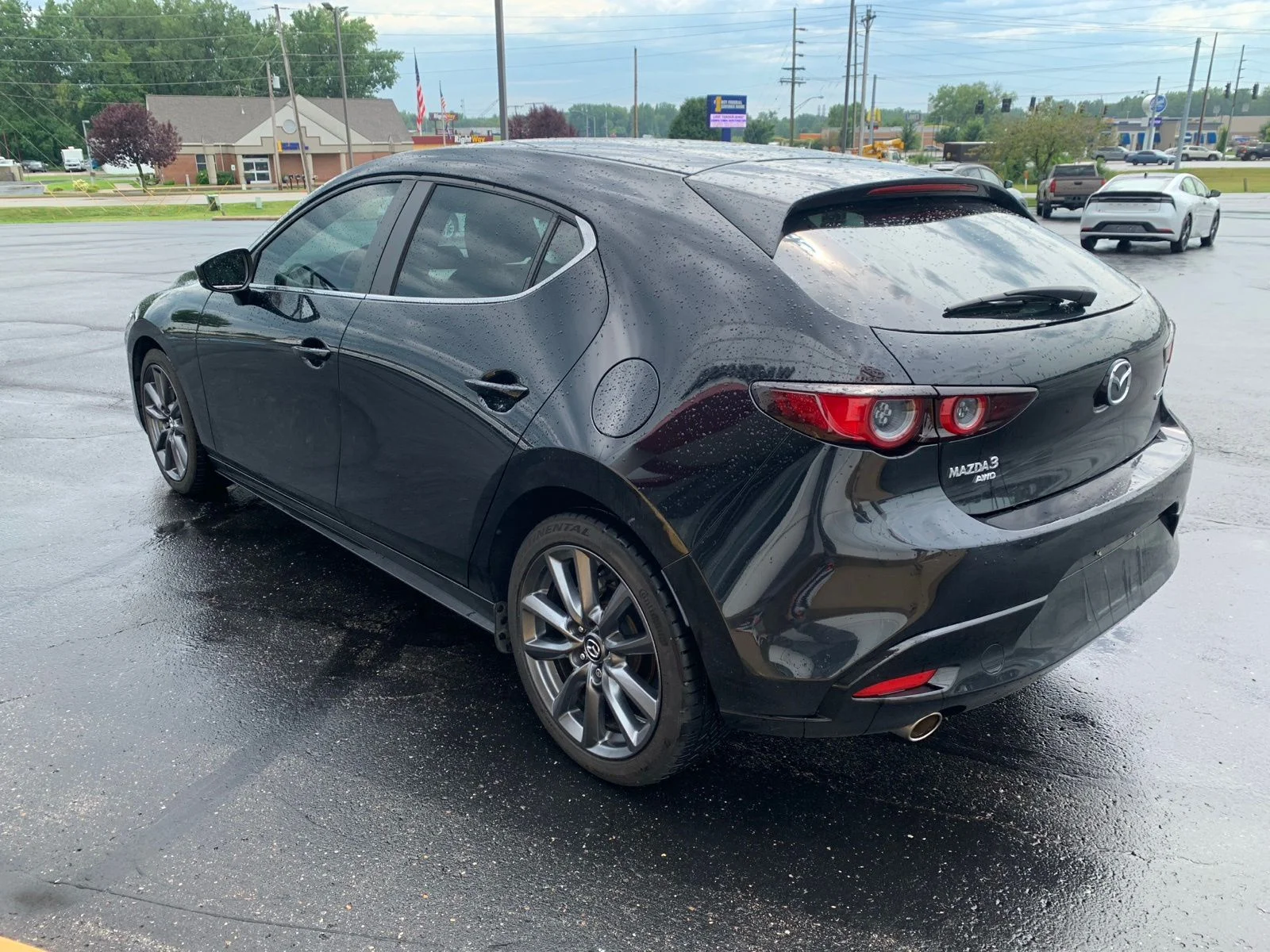 Used 2021 Black Mazda Select image 5