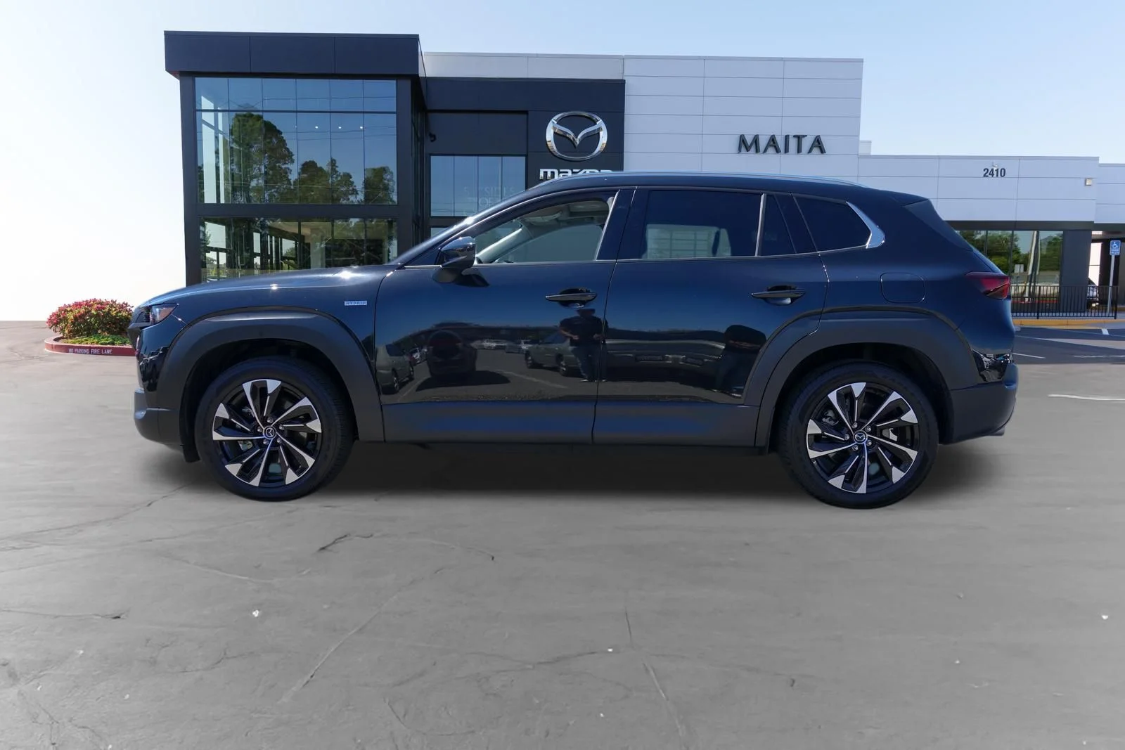 Certified Used 2025 Jet Black Mica Mazda Premium Plus image 8