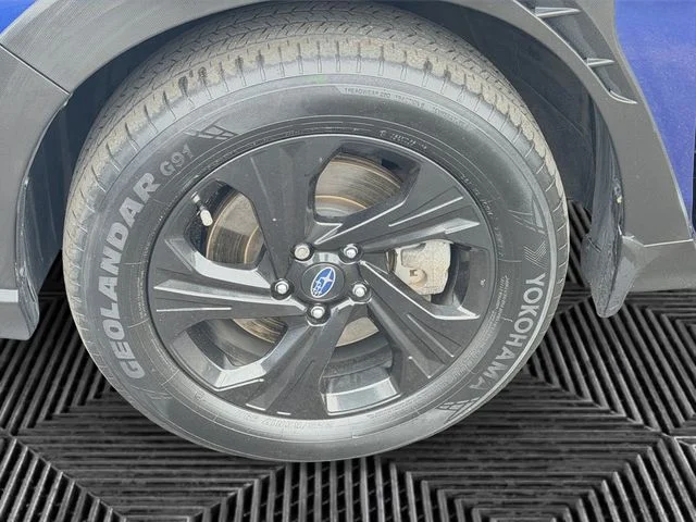 Used 2024 Blue Subaru Base image 9