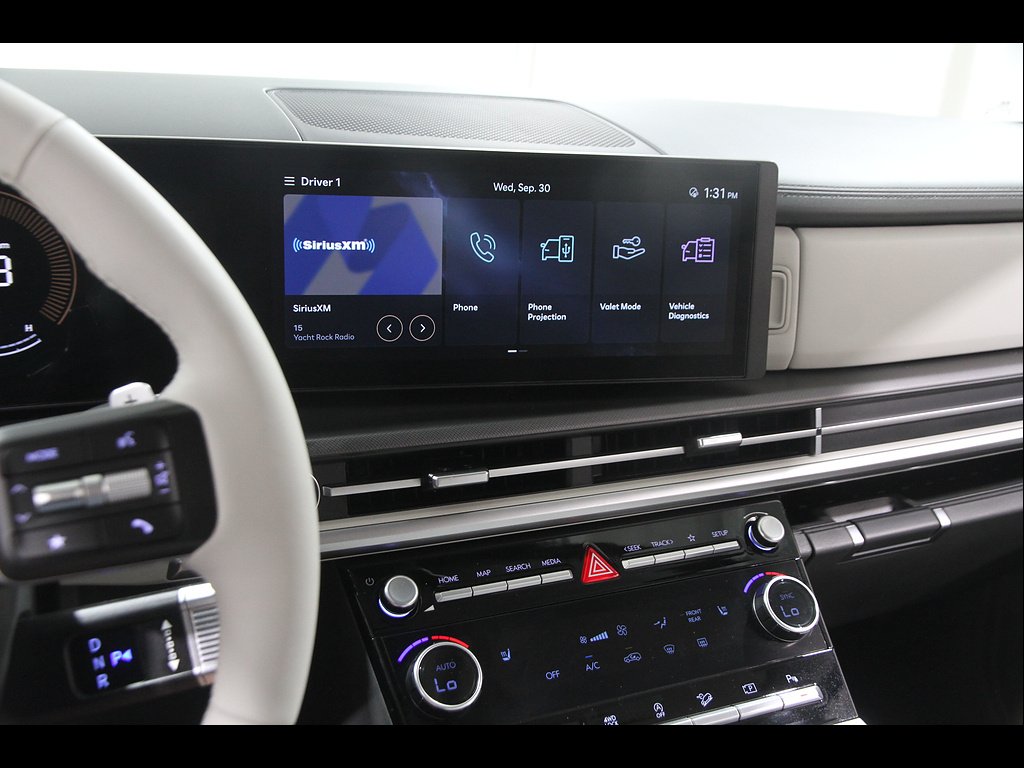 2025 Hyundai Santa Fe SEL - Photo 9