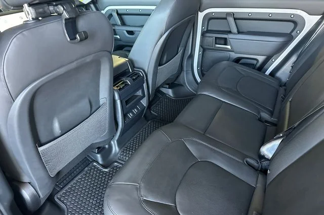New 2026 Borasco Grey Land Rover X-Dynamic SE image 11