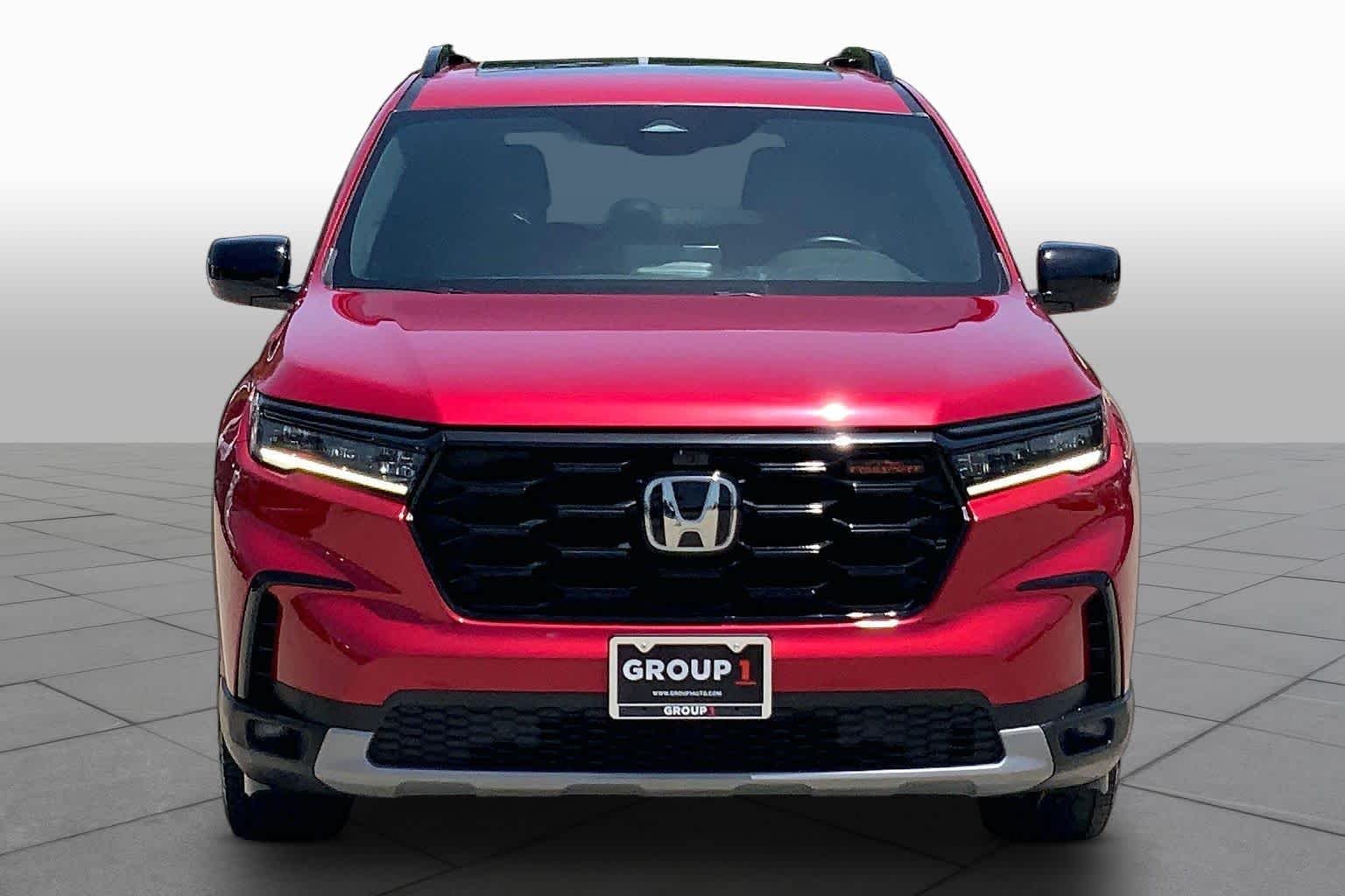 Used 2025 Radiant Red Metallic II Honda TrailSport image 4