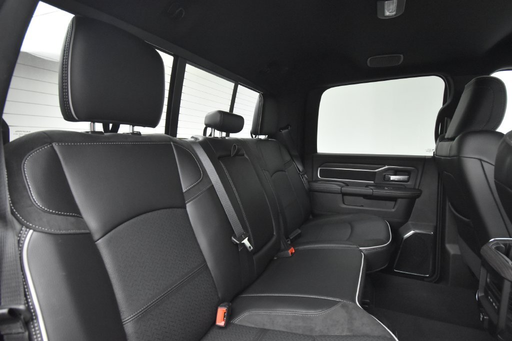 New 2026 Diamond Black Crystal Pearl-Coat Exterior Paint RAM Laramie image 21