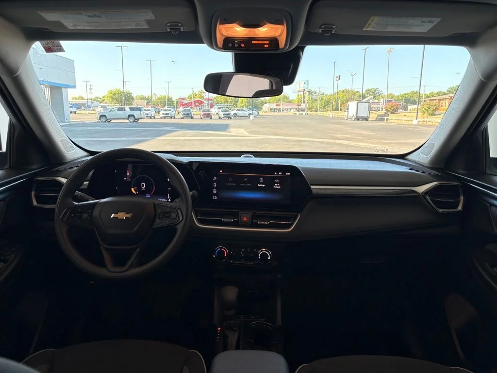 Used 2025 Gray Chevrolet LS image 35