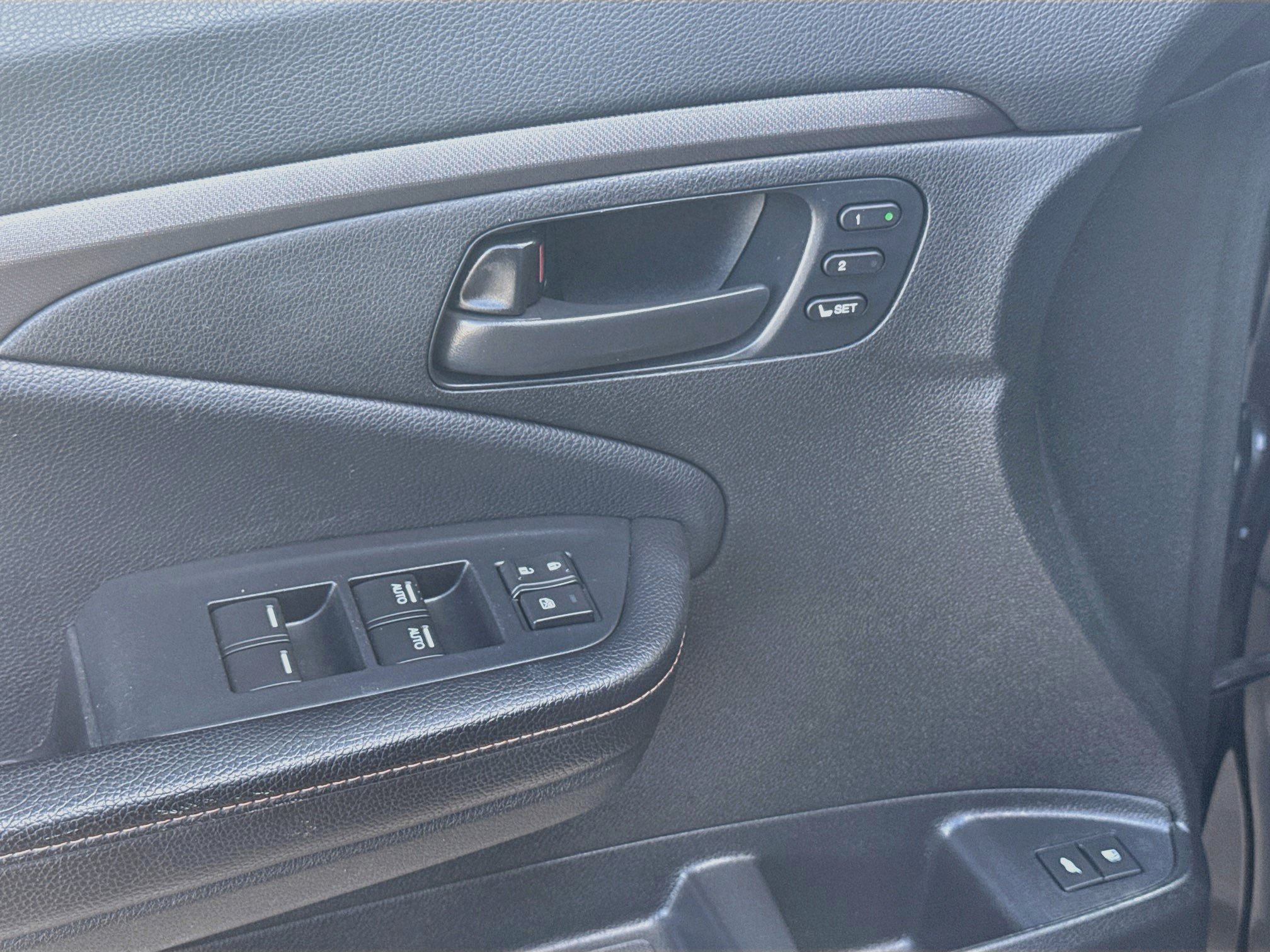 2022 Honda Pilot TrailSport - Photo 17