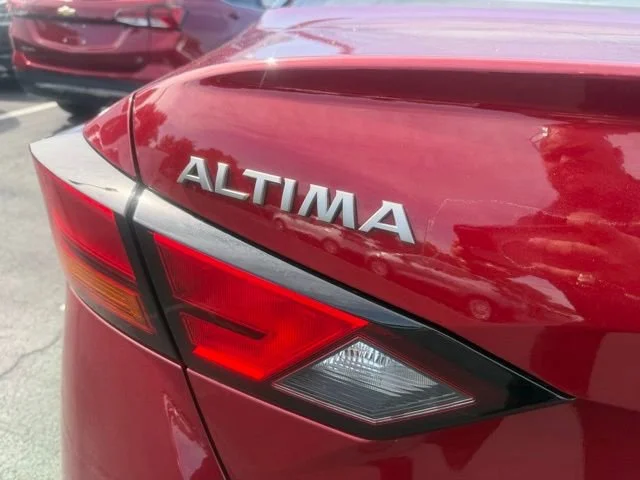 Used 2024 Red Nissan SR Intelligent AWD image 8