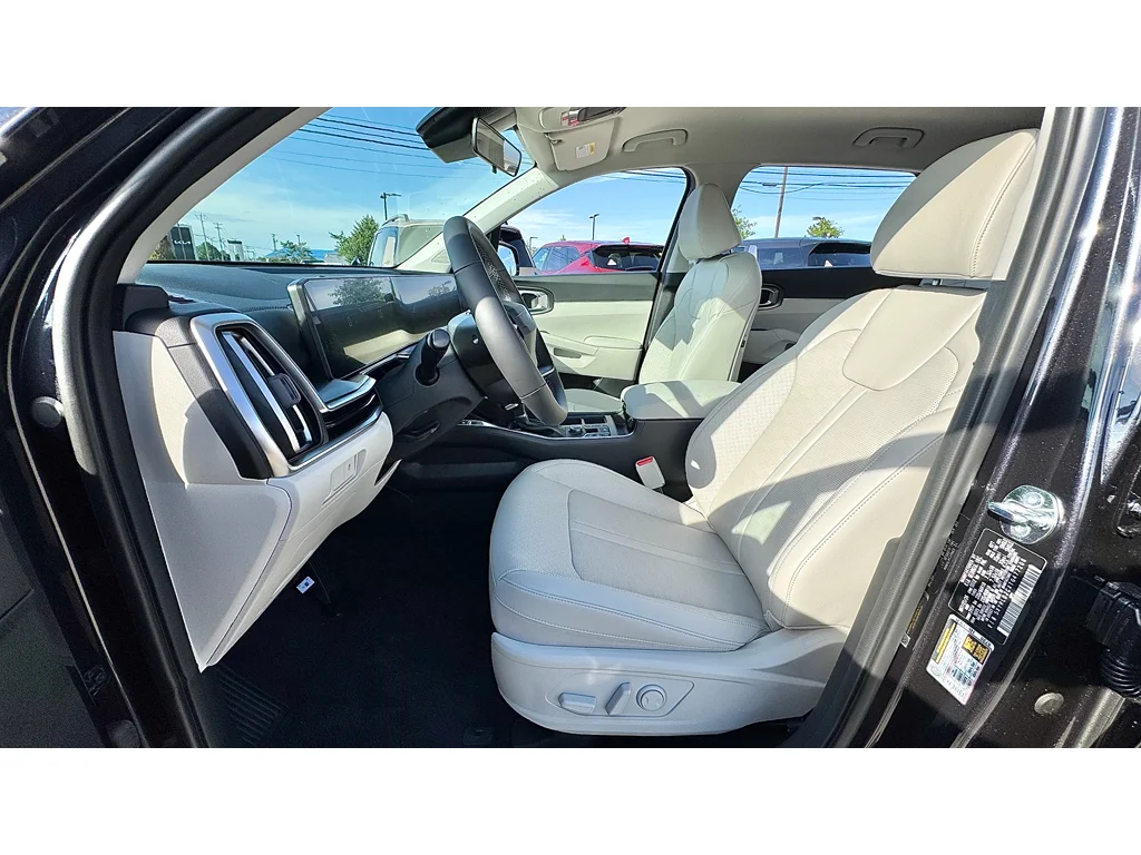 New 2026 Gry Kia S image 9
