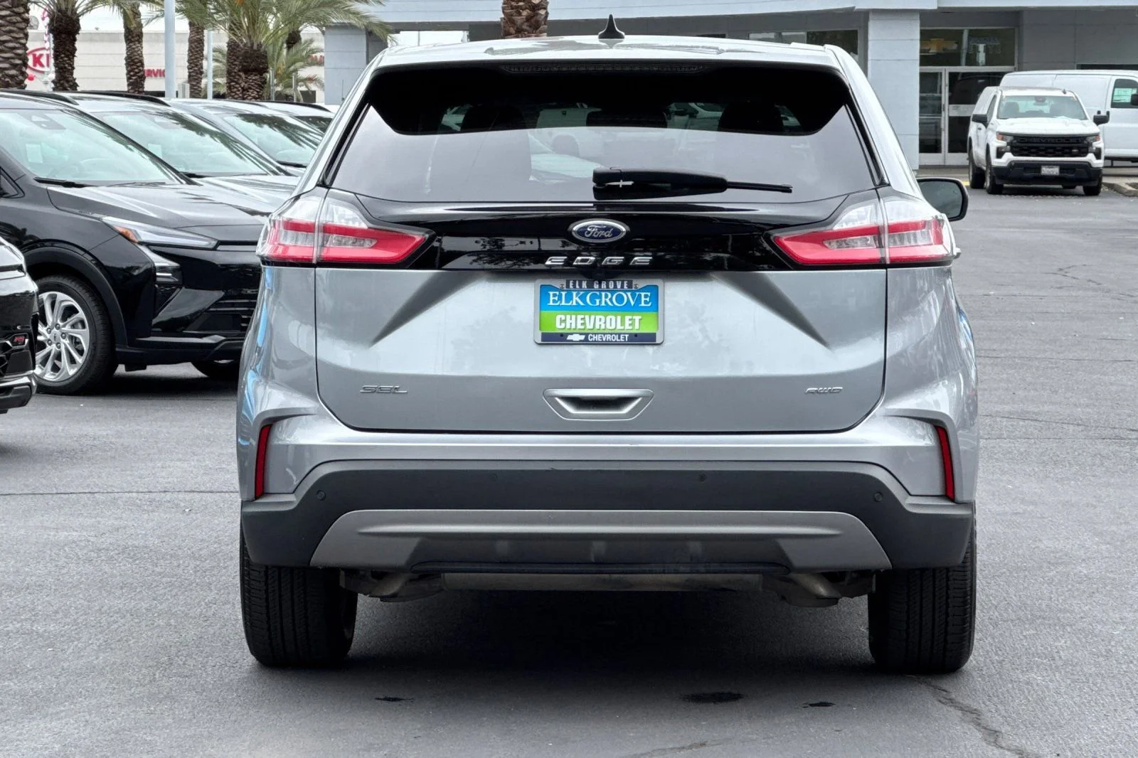 Used 2024 Iconic Silver Ford SEL image 4