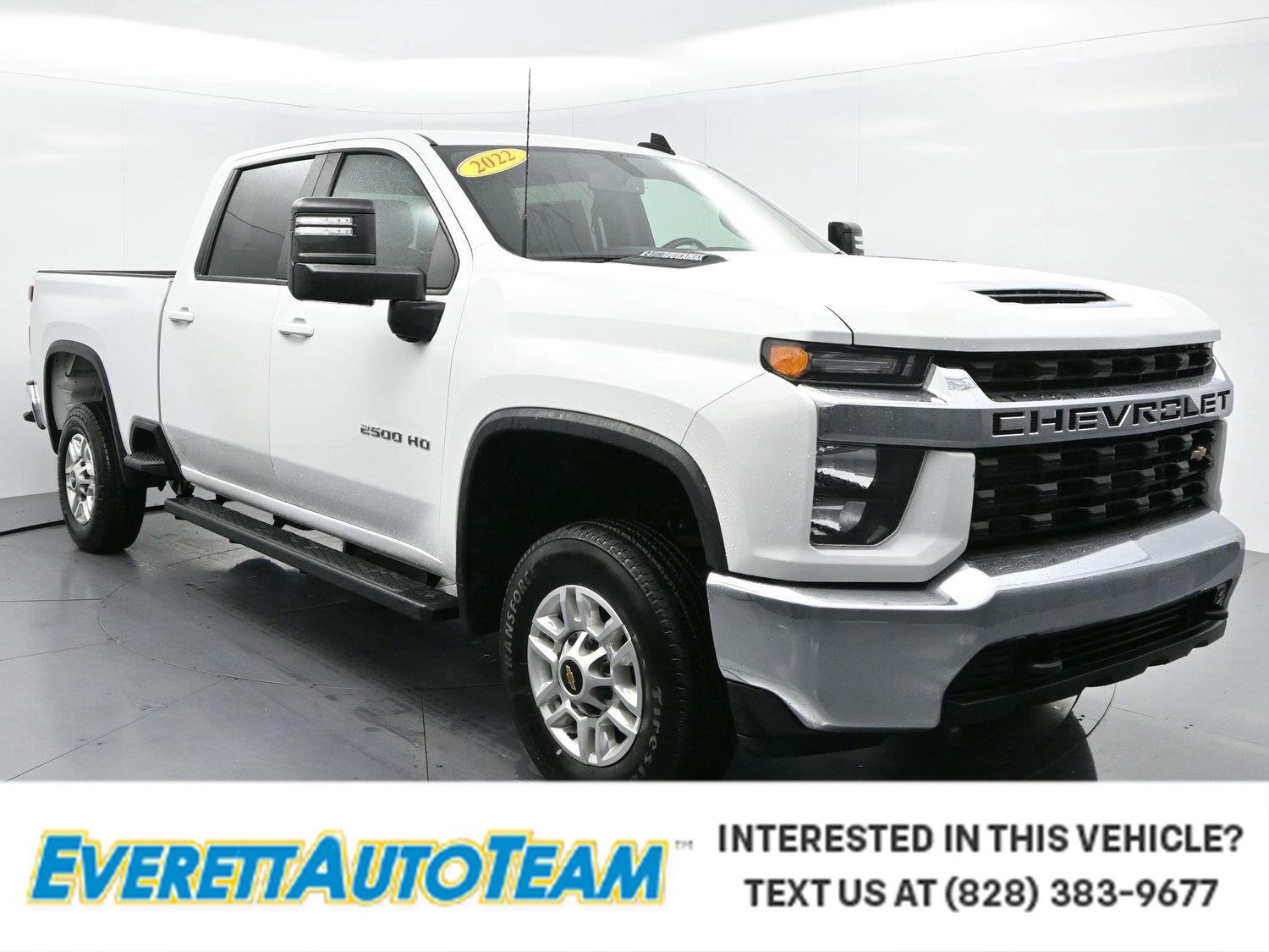 Used 2022 Summit White Chevrolet LT image 1
