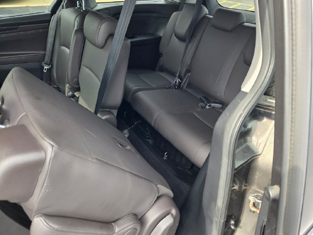 Used 2019 Gray Honda EX-L image 17