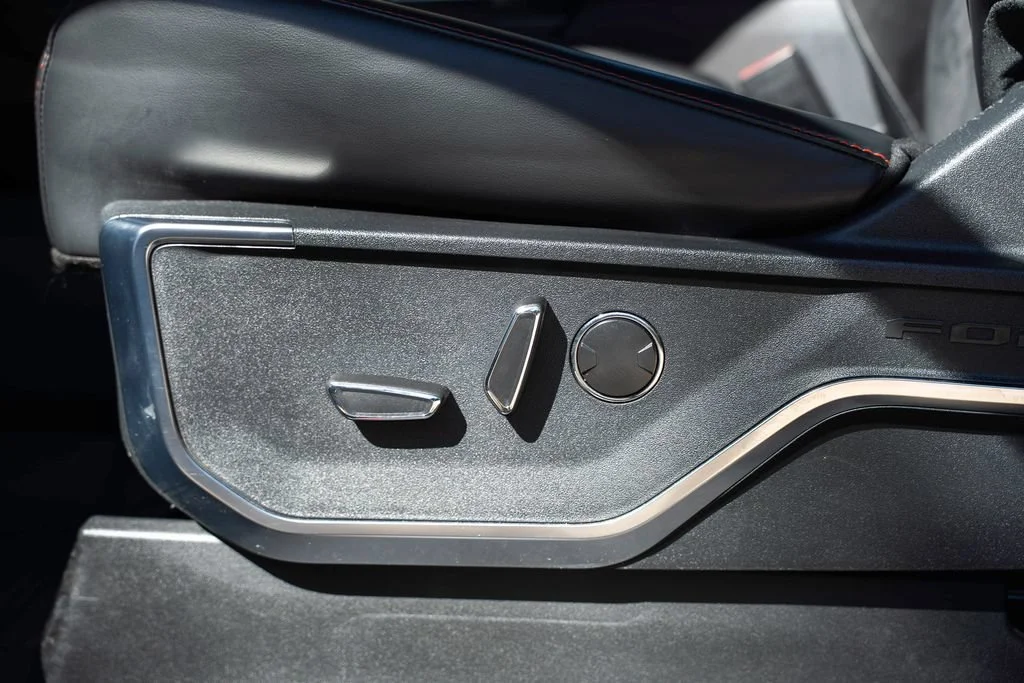 Used 2023 Gray Ford Raptor image 16