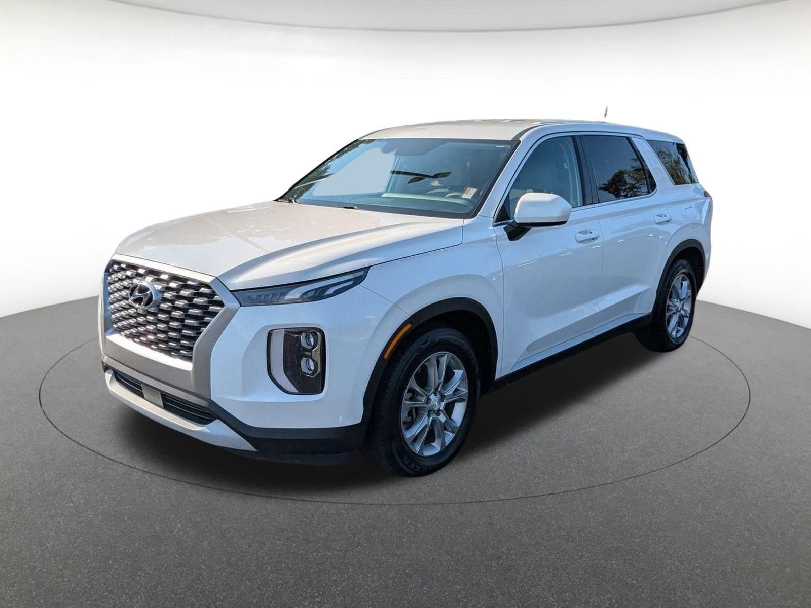 Certified Used 2021 Hyper White Hyundai SE image 8