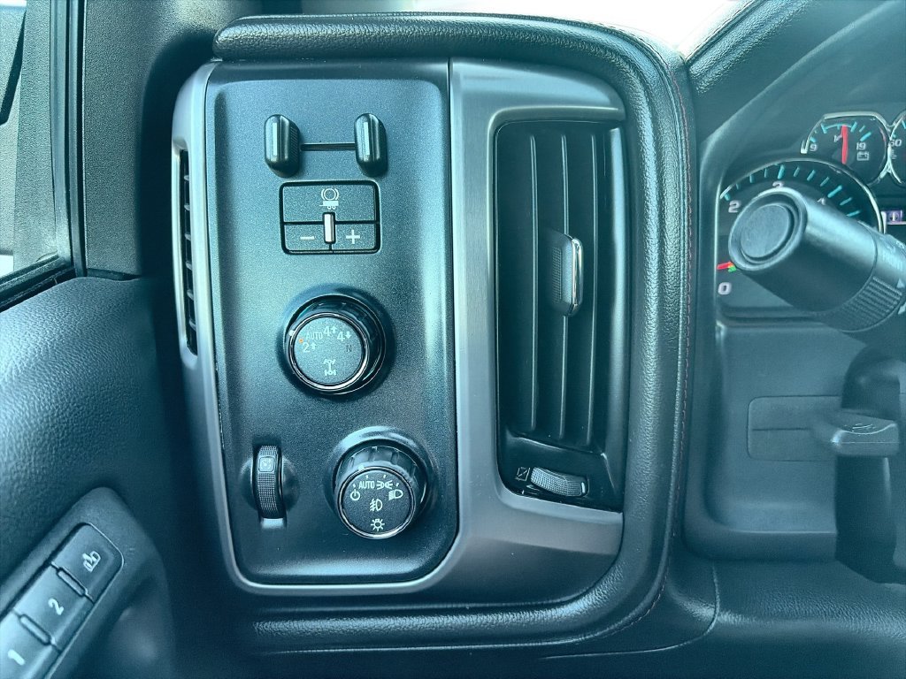 2018 GMC Sierra 1500 SLT - Photo 18