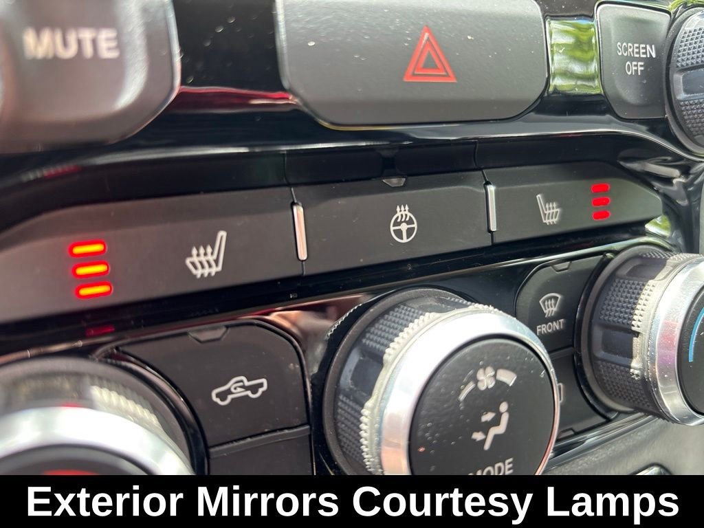 Used 2019 Red Ram Big Horn/Lone Star image 37