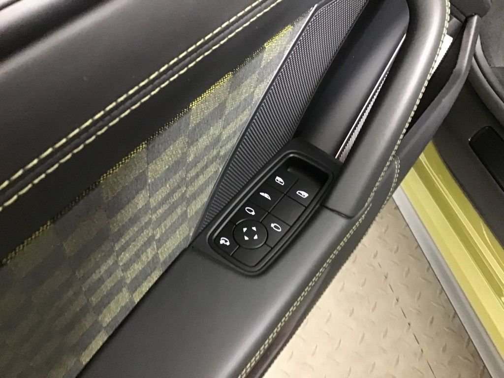 New 2026 Olive Neo Porsche  image 31