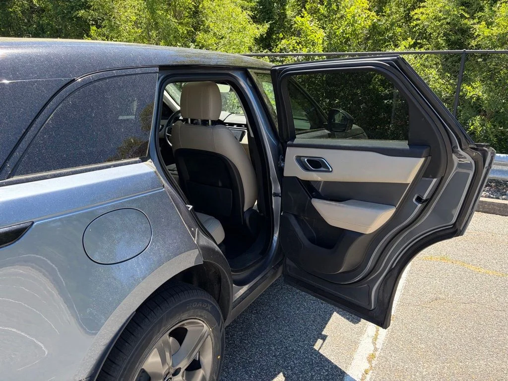 Used 2021 Blue Land Rover S image 16