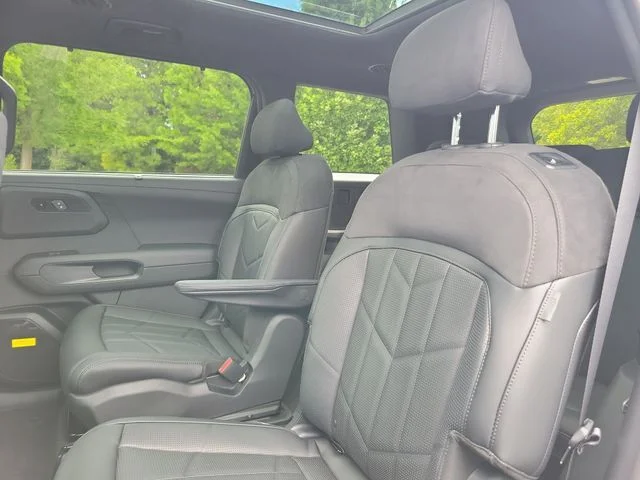 New 2027 Wolf Gray Kia X-LINE SX PRESTIGE image 9