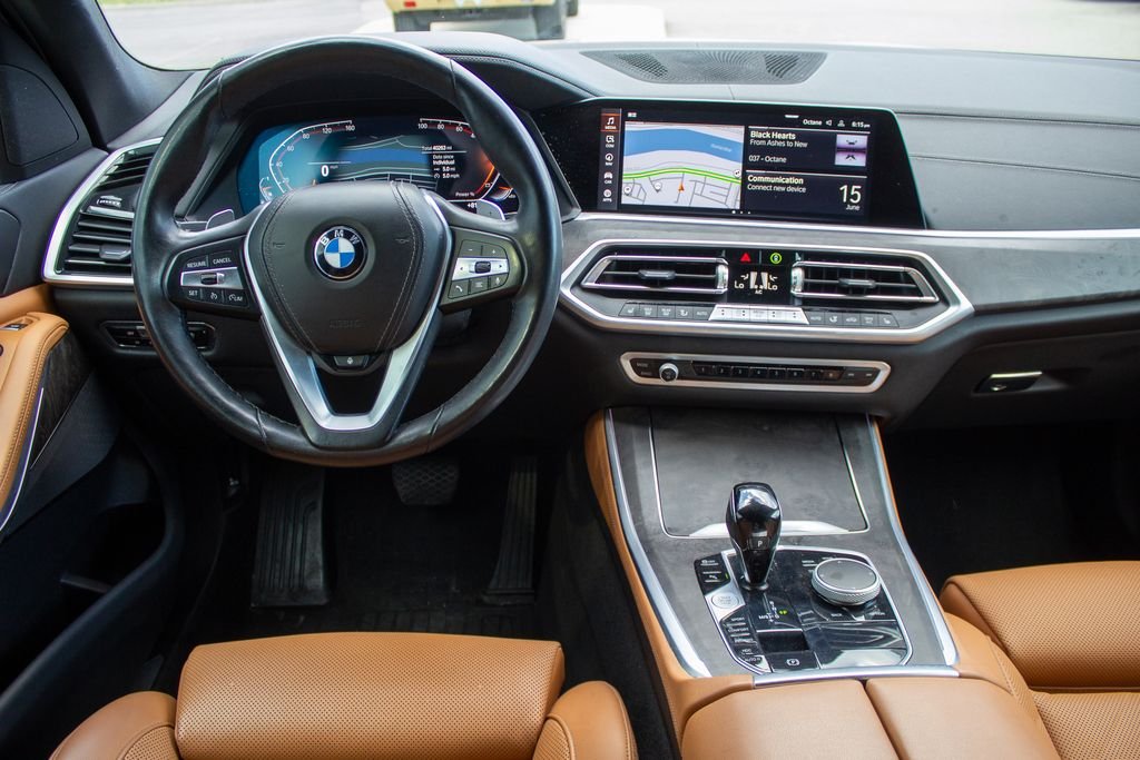 Used 2023 Mineral White Metallic BMW xDrive40i image 13
