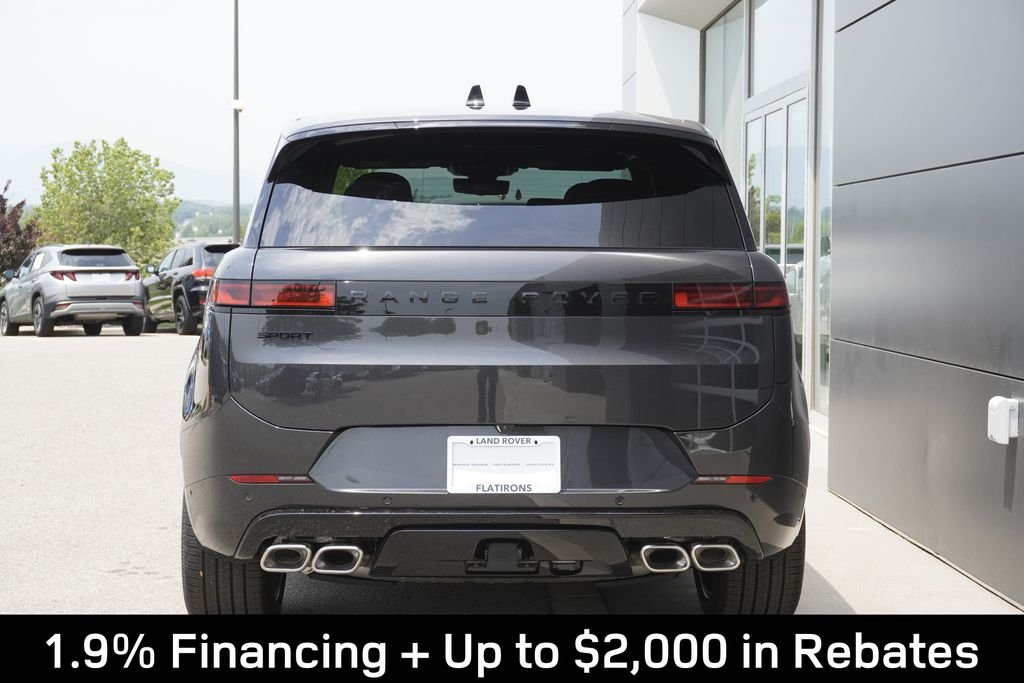 New 2026 Carpathian Grey Land Rover Dynamic SE image 6