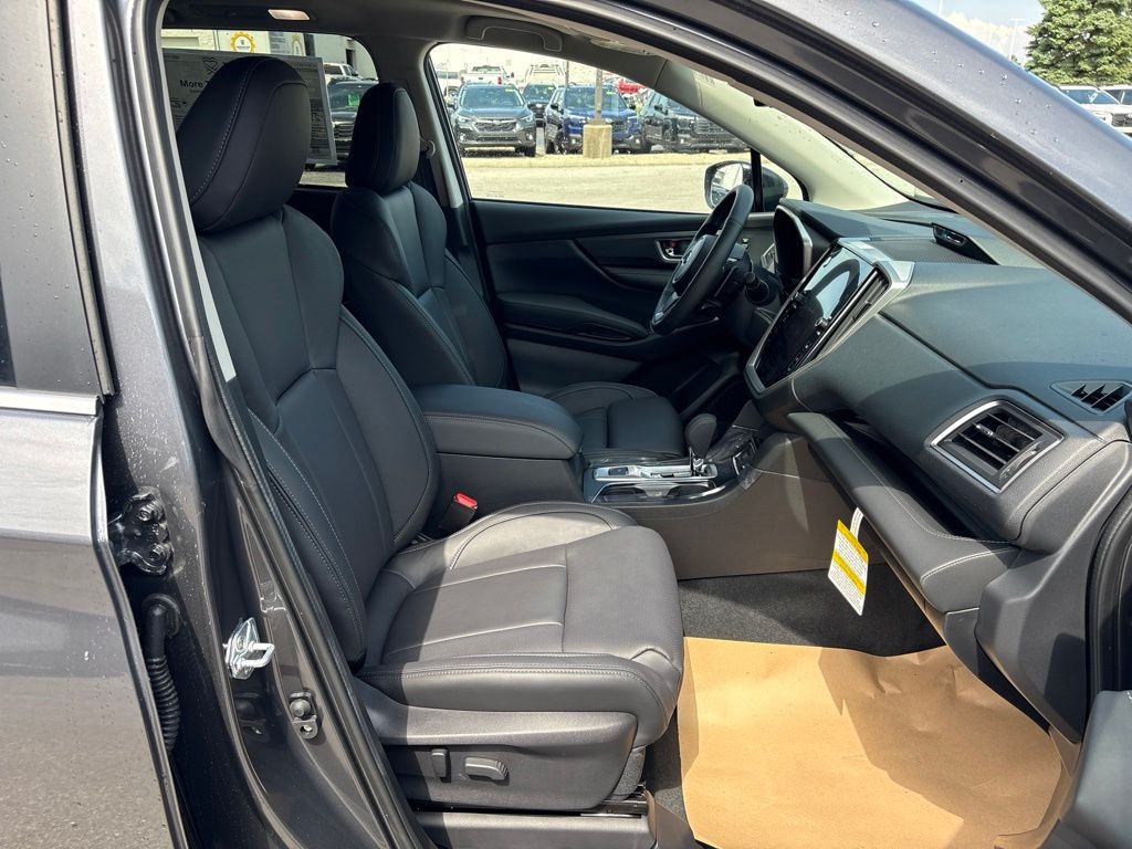 New 2026 MAGNETITE GRAY METALLIC Subaru Limited 7-Passenger image 10