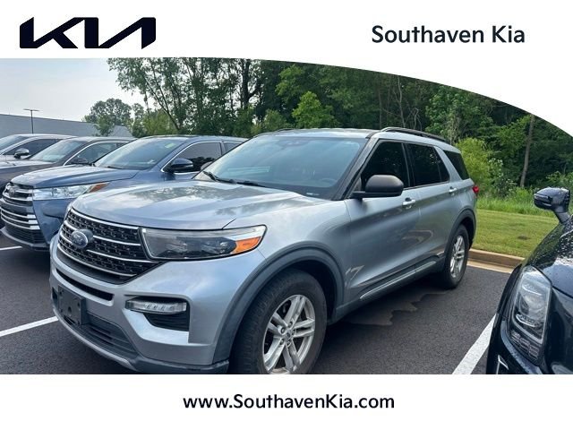 2020 Ford Explorer XLT RWD's photo