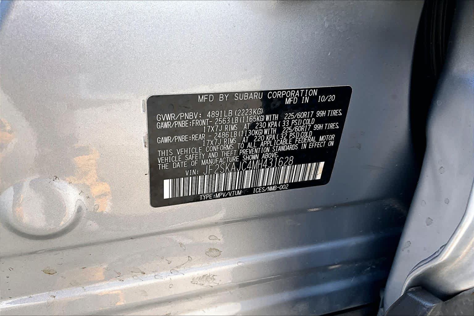 Used 2021 Ice Silver Metallic Subaru Premium image 35