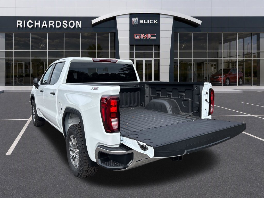 New 2026 Summit White GMC Pro image 38