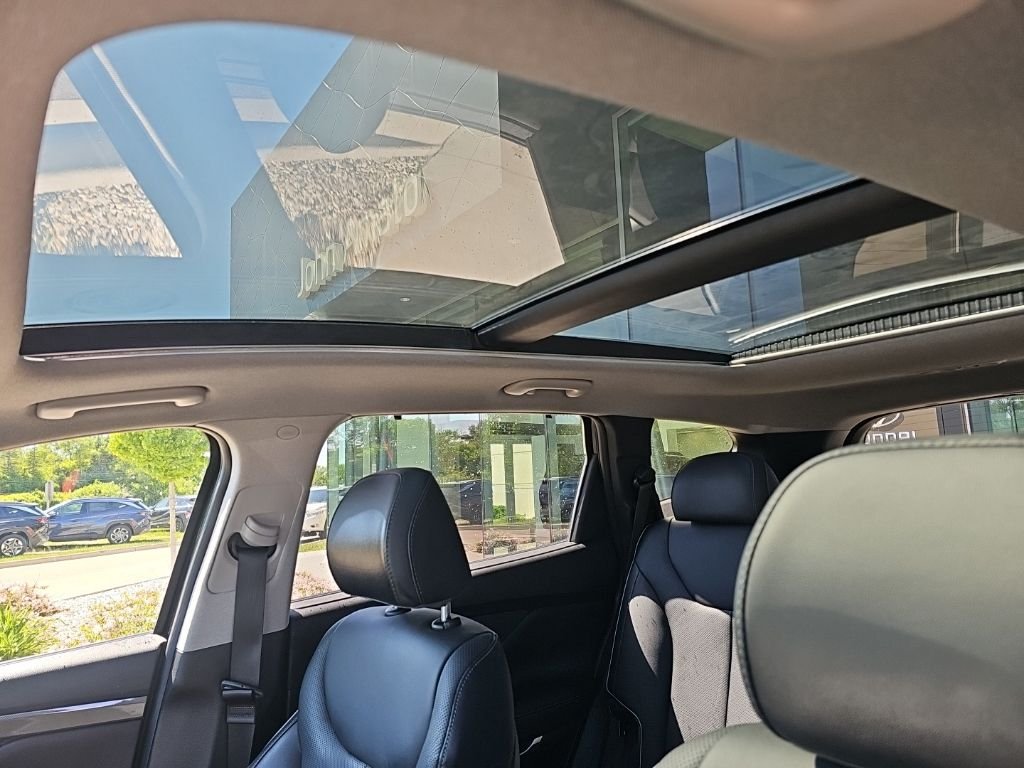 Certified Used 2023 Black Hyundai Limited image 25