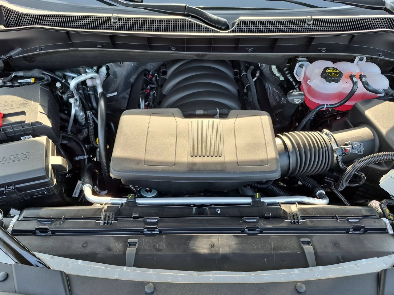 2026 Chevrolet Tahoe RST - Photo 31