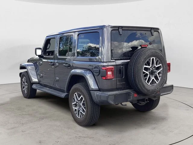 Certified Used 2025 Crystal Metallic Jeep Sahara image 3