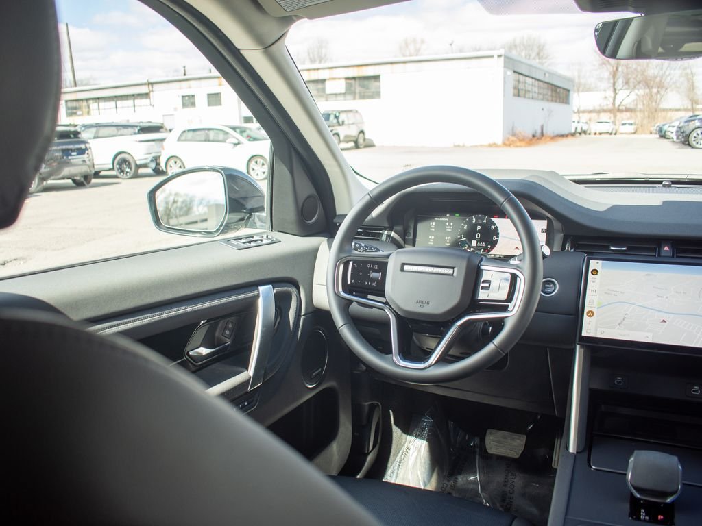 Used 2025 Black Land Rover S image 19