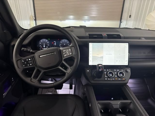 New 2026 Santorini Black Land Rover S image 16