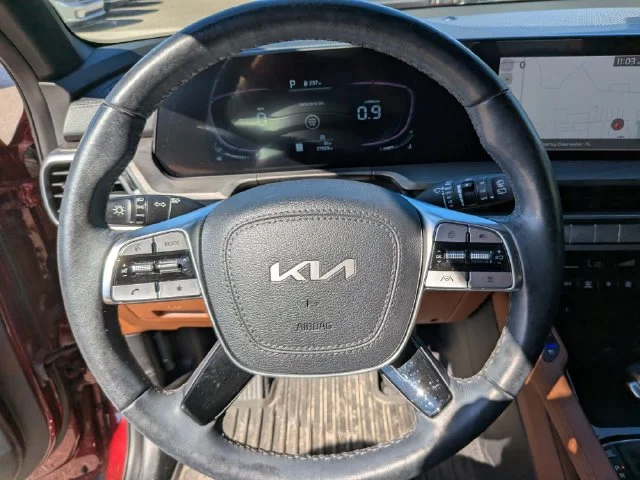 Used 2024 Red Kia EX X-Line image 26