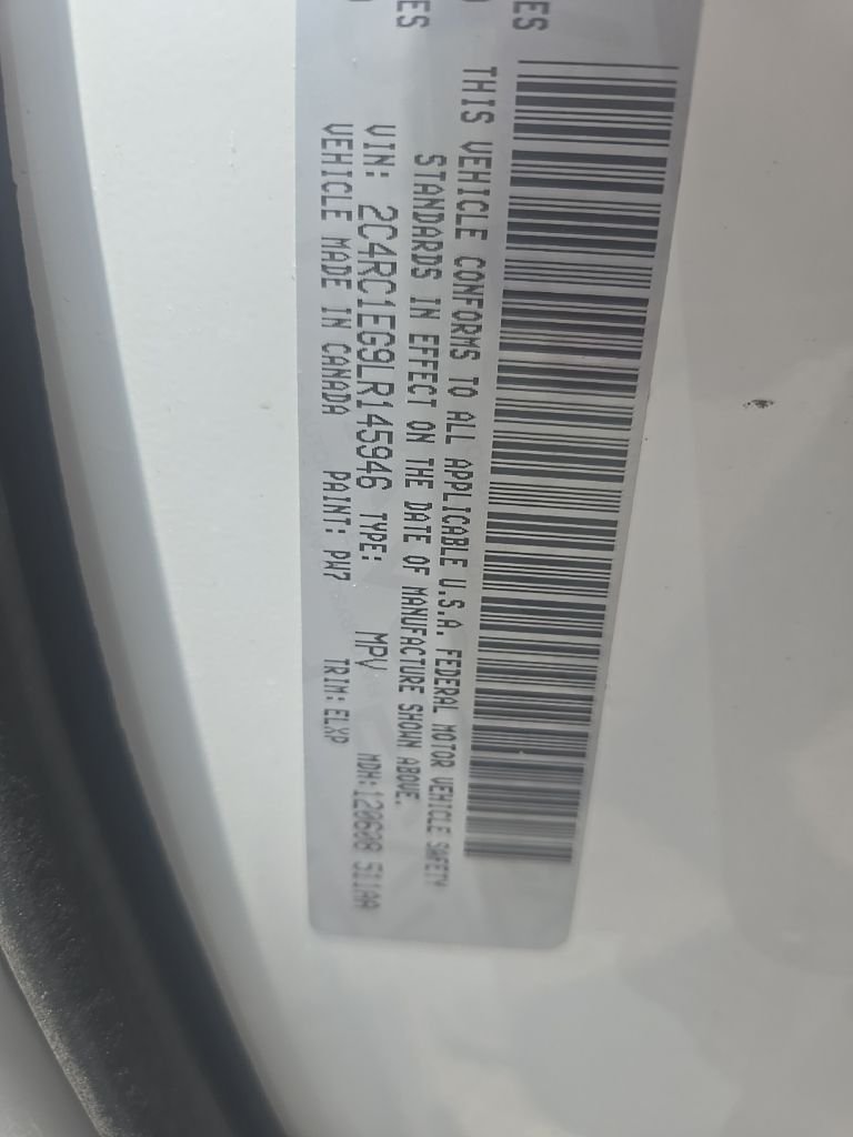 Used 2020 White Chrysler Touring L Plus image 9