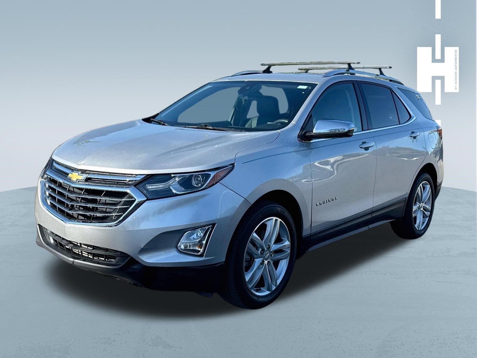 Used 2018 Silver Ice Metallic Chevrolet Premier image 3