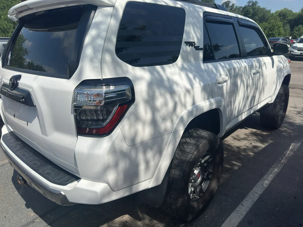 Used 2018 Super White Toyota TRD Off Road Premium image 5