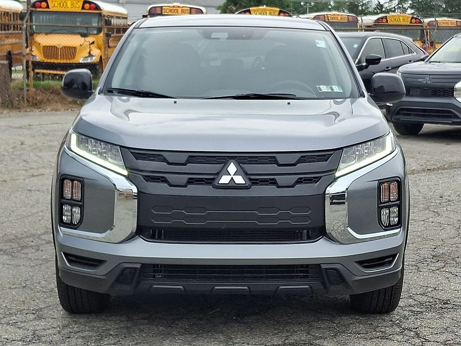 New 2026 Gray Mitsubishi 2.0 LE image 3