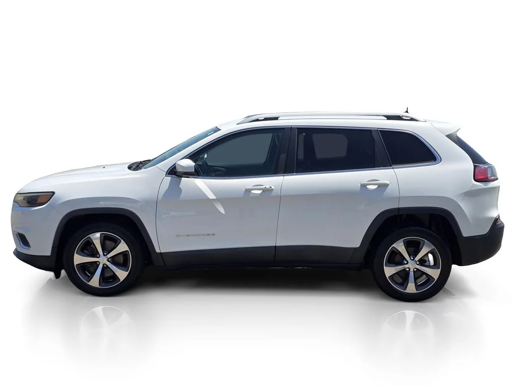 Used 2019 White Jeep Limited image 11