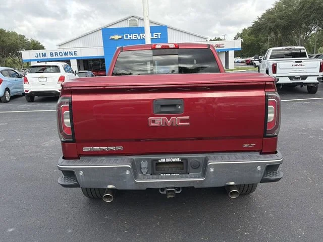 Used 2018 RED QUARTZ TINTCOAT GMC SLT image 6