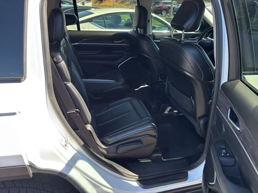 2022 Jeep Grand Cherokee L Limited - Photo 16