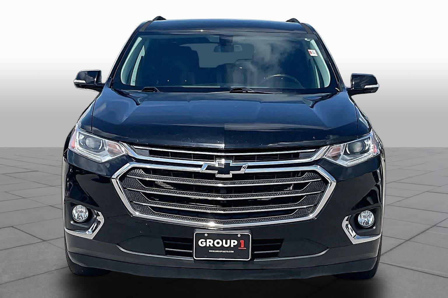 Used 2020 Mosaic Black Metallic Chevrolet LT Leather image 4