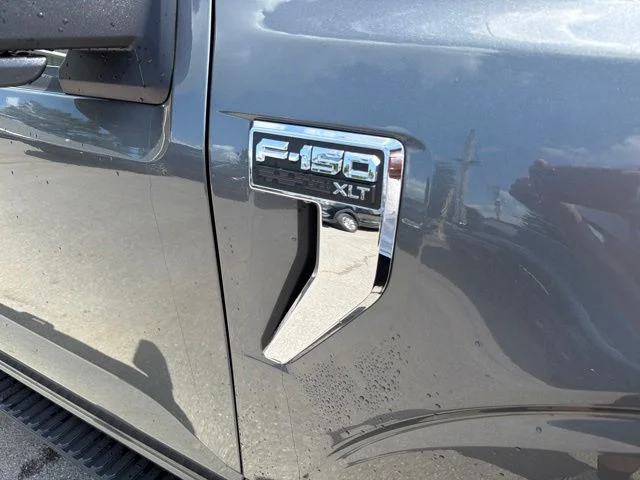 New 2026 Carbonized Gray Metallic Ford XLT image 48