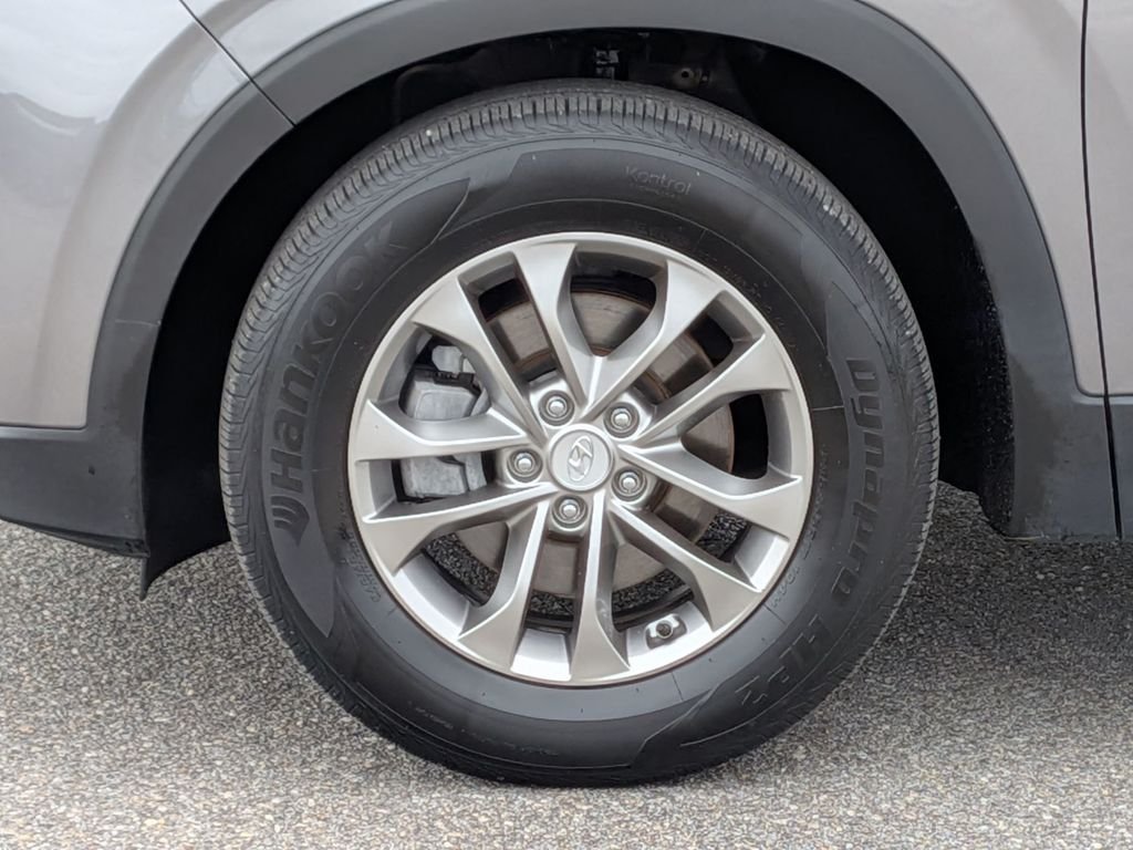 Used 2020 Gray Hyundai SEL image 12
