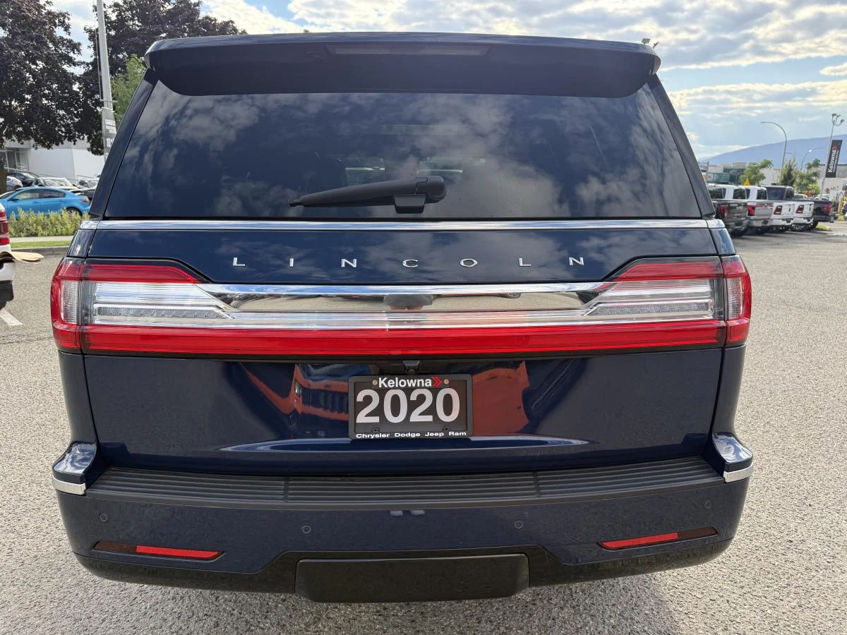 Used 2020 Blue Lincoln Reserve image 5