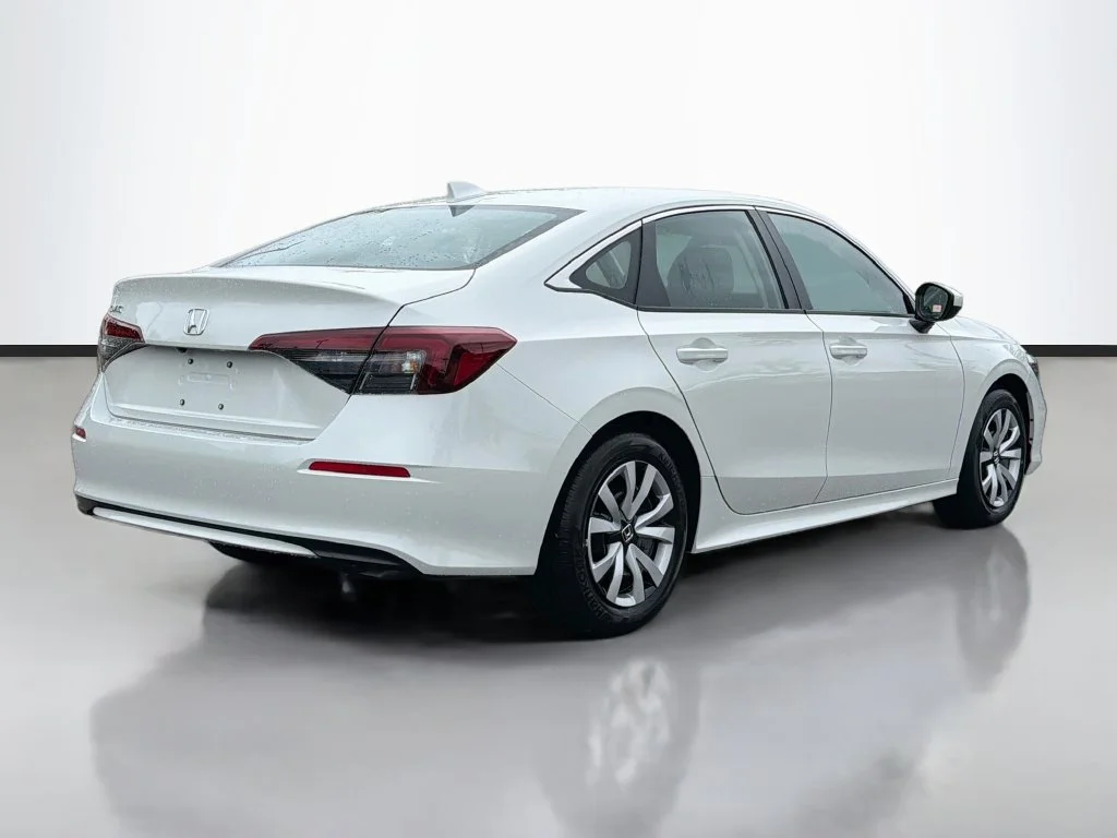 New 2026 Platinum White Pearl Honda LX image 6